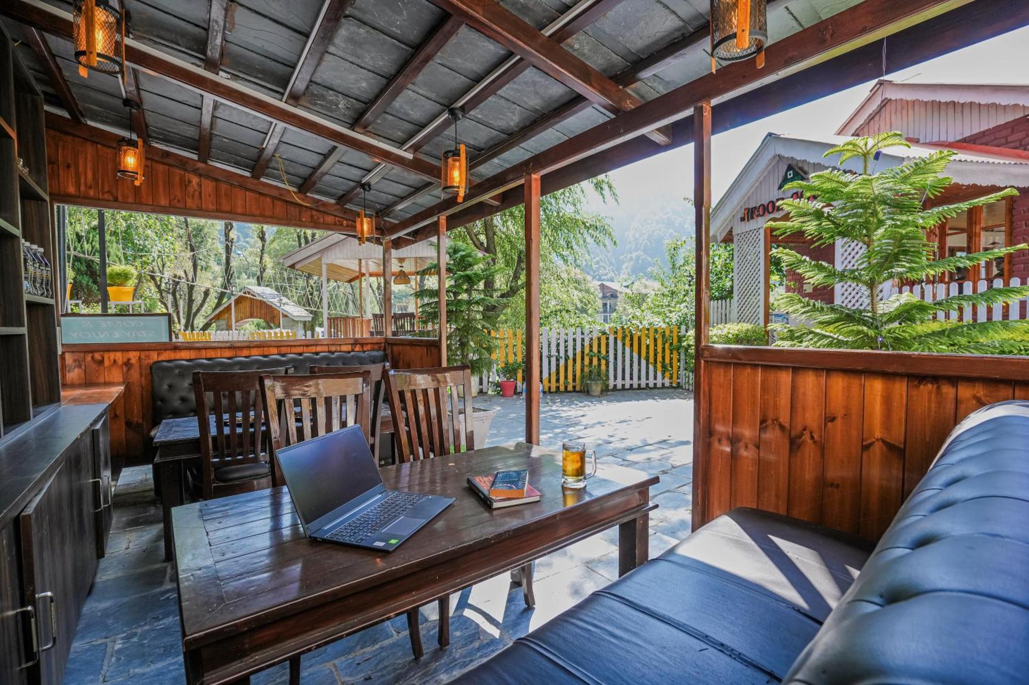 Pax Hotel Rock Villa Swimming Pool Available 戴尔豪斯 外观 照片